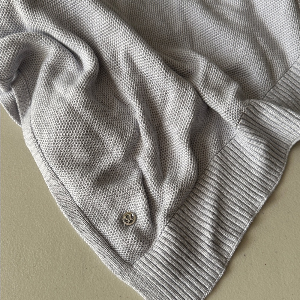 Lululemon Forward Flow Poncho Light Purple Grey - Picture 6 of 7